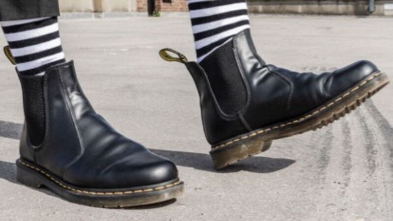 Dr. Martens сталкивается с кризисом в бизнес-стратегии после ухода из Аргентины