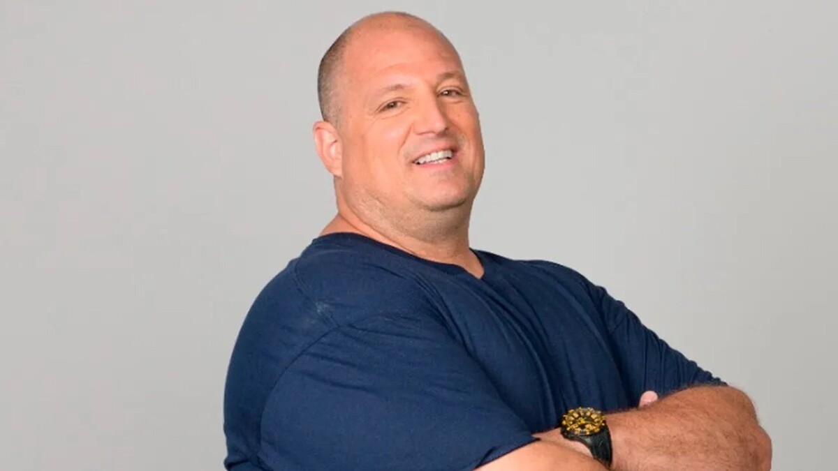 Ариэль Ансальдо, известный как "Большой Ари", ограблен в своем доме