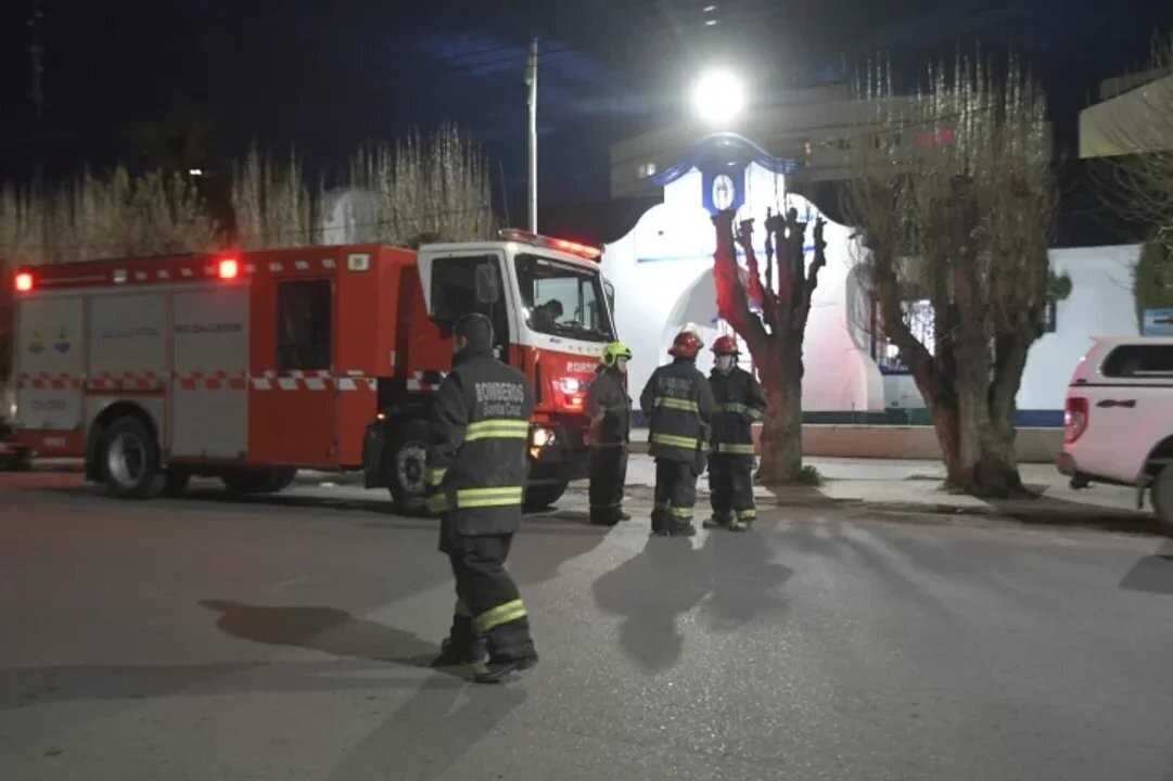 Пожар в камере предварительного заключения в Рио-Галлегосе вызывает эвакуацию