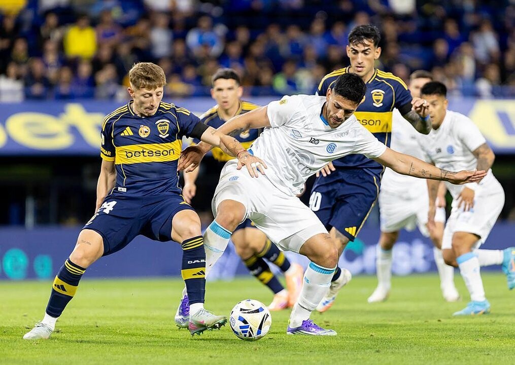 Бока обыграла Барракас Сентраль со счетом 3-1