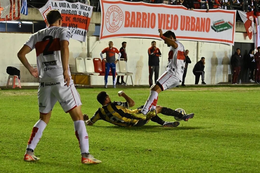 АFA дисквалифицировала футболистов после инцидентов в матче плей-офф