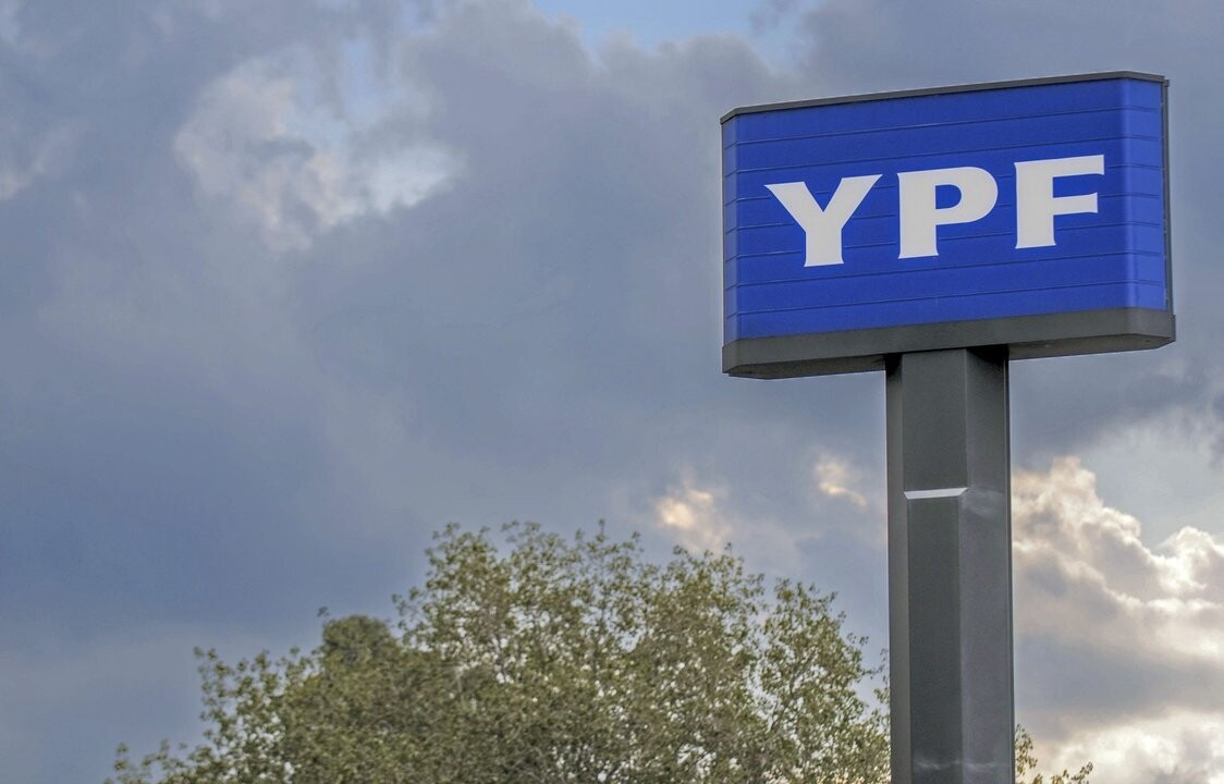 Верховный суд Аргентии разделил активы YPF и государства