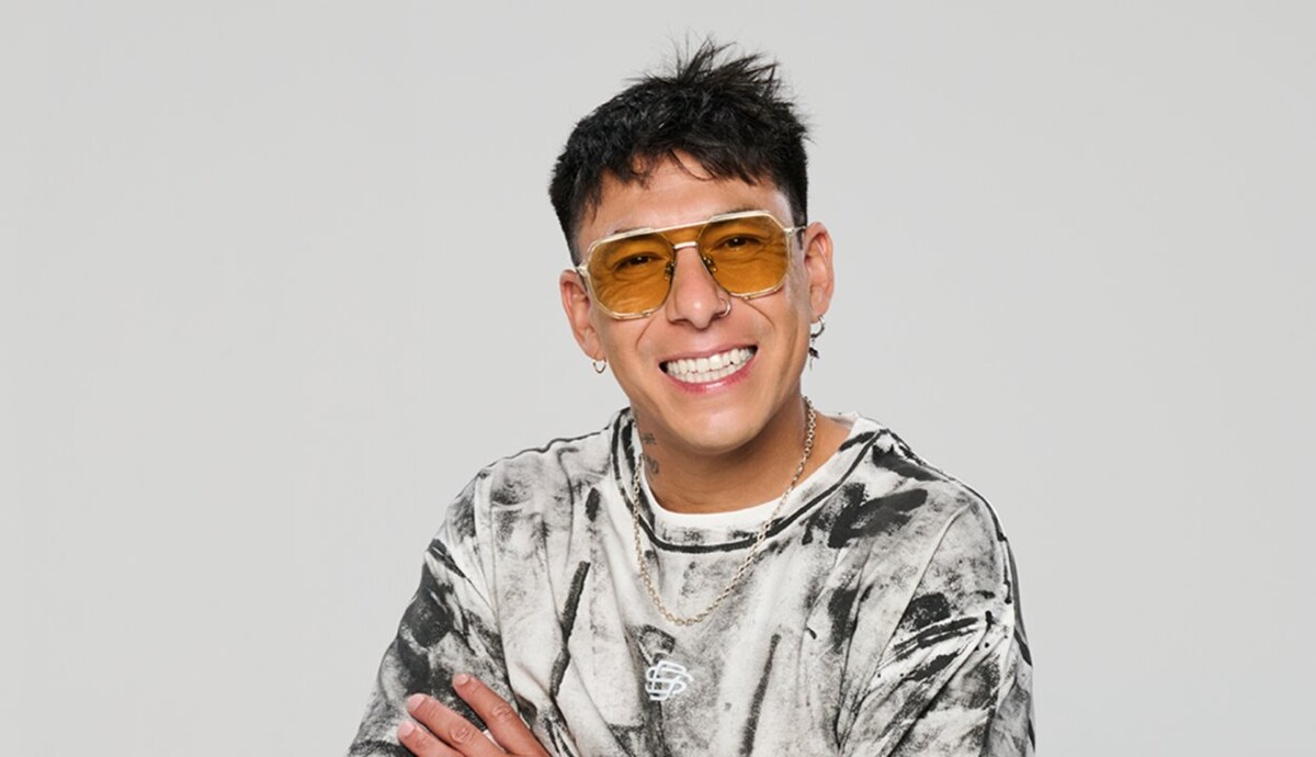 Escándalo de alimentos: la expareja del futbolista lo denuncia