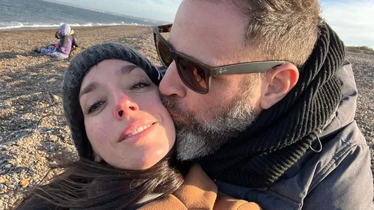 Тамара Петтинато запечатлена в Комодоро-Ривадавия после видео с Альберто Фернандесом