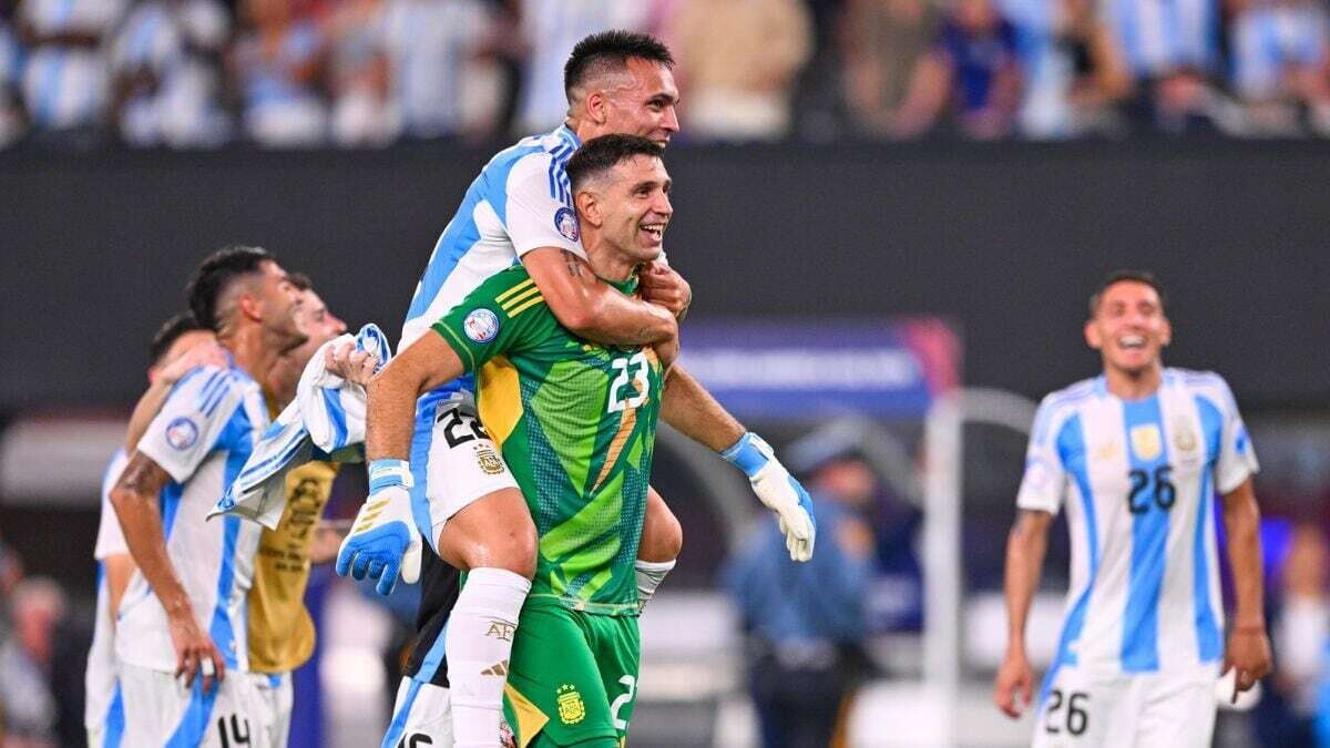 Аргентина выходит в финал Кубка Америки