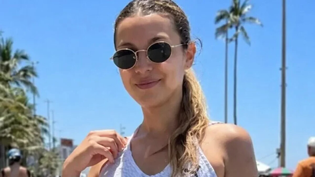 Argentine Lawyer Detained in Brazil for Racist Gesture Returns Home