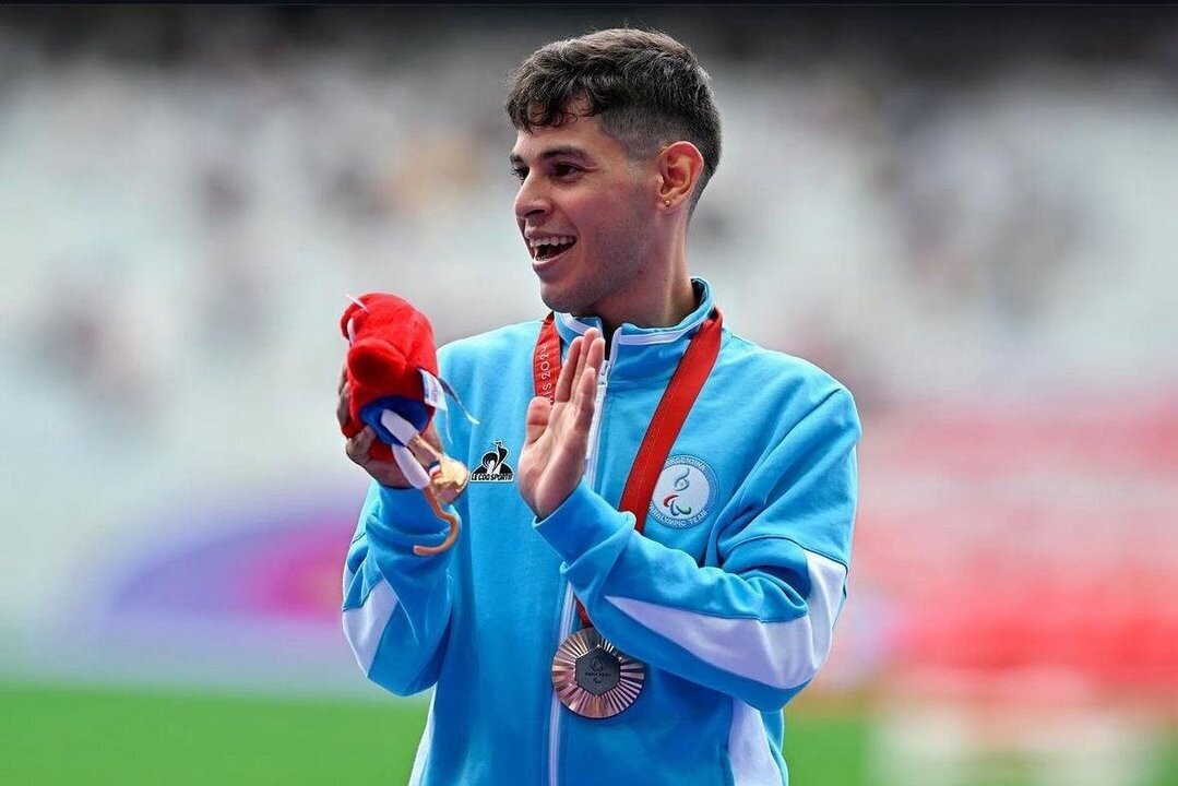 Алексис Чавес завоевывает серебро на Паралимпийских играх 2024 года в Париже