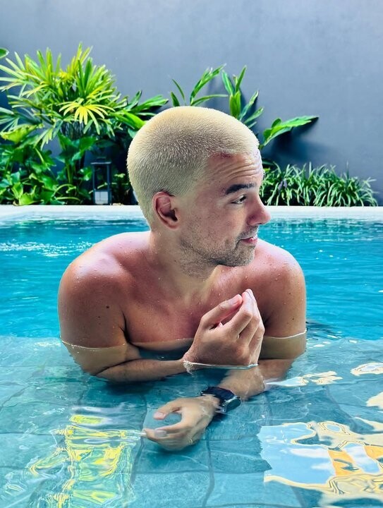 El nuevo look de Chino Leunis