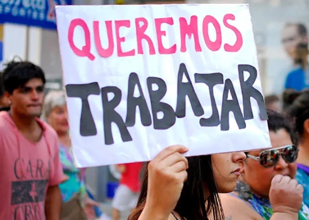 Wave of Company Closures in Argentina