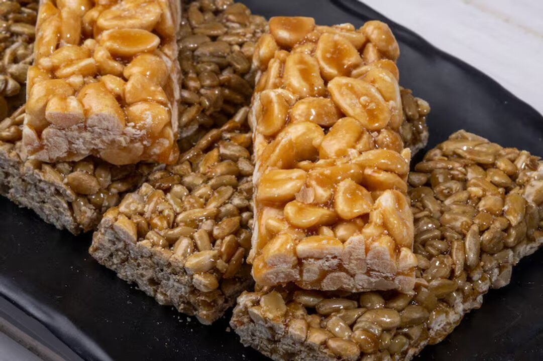 Simple Recipe for Homemade Christmas Nougat