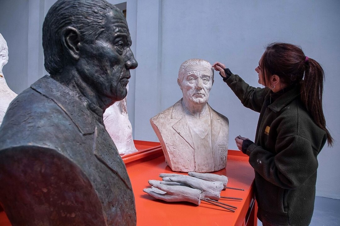Buenos Aires Pays Tribute to René Favaloro with First Public Bust