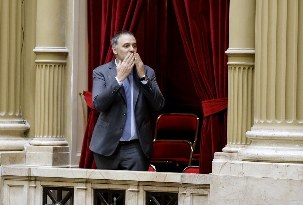 Аргентина отменила пошлины на импорт мобильных телефонов