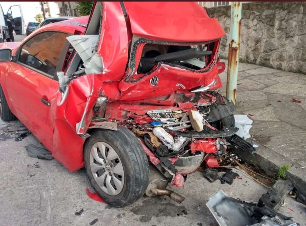 Teen Drunk Driver Crashes in Mar del Plata