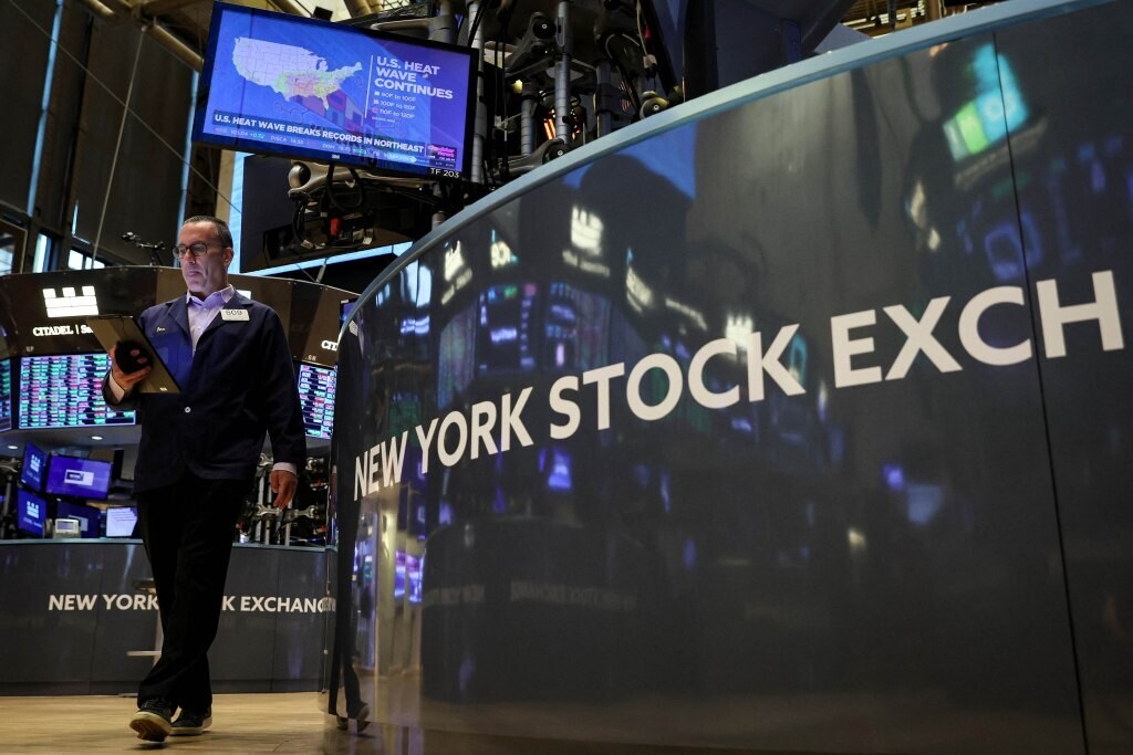 Индекс S&P Merval падает на 2,5% на фоне волатильности на фондовой бирже Буэнос-Айреса
