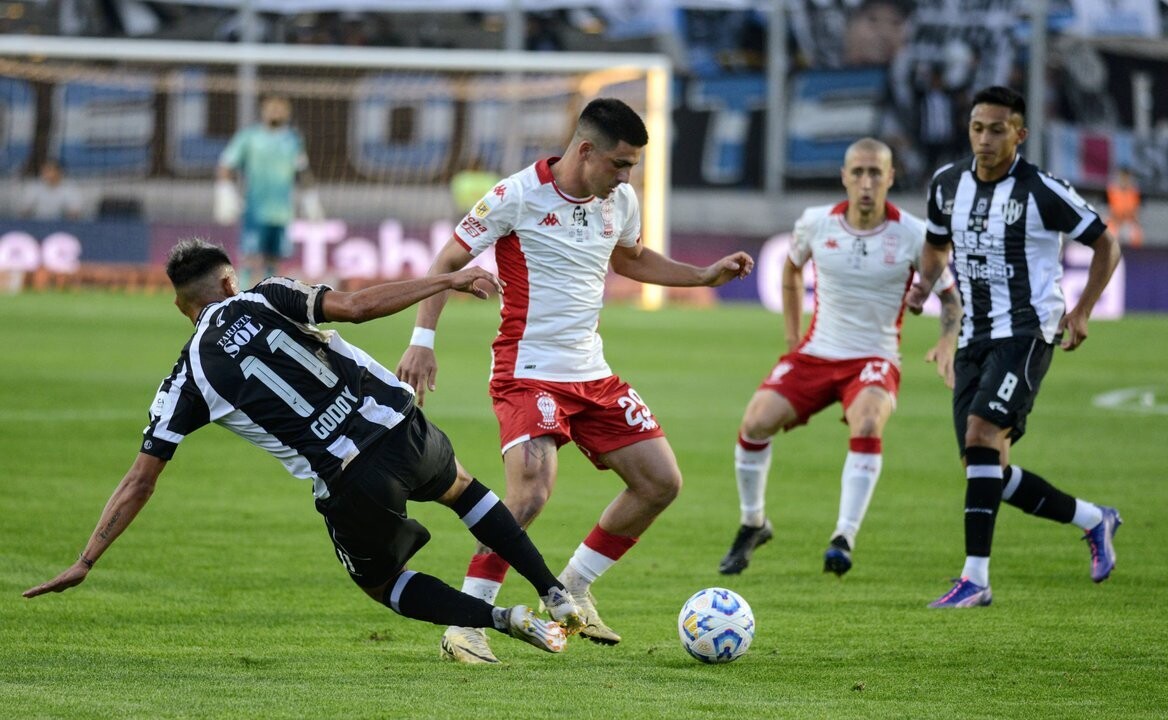 Huracán vs Central Córdoba: Liga Profesional Match