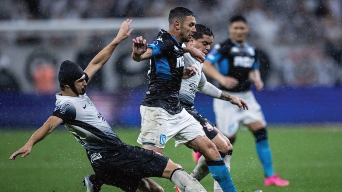 Racing prepares for the decisive match against Corinthians