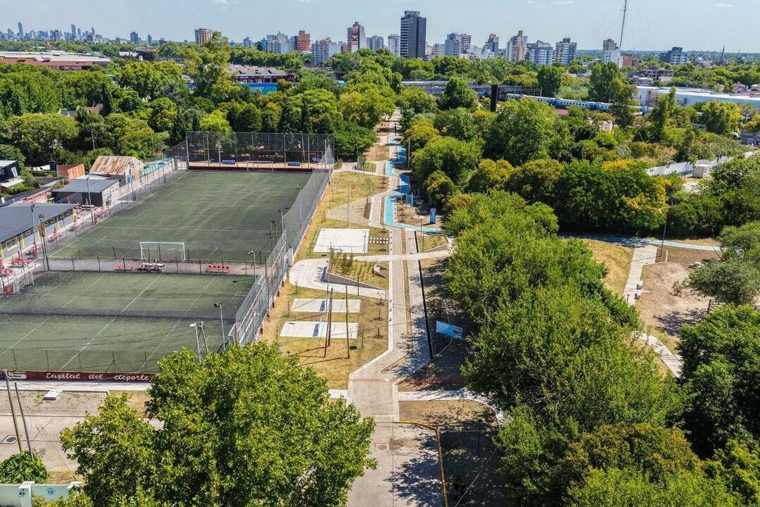 В Ланусе открыли новый парк Paseo Lineal Ferré