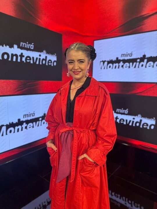 Argentine Actress Erica Rivas Leads Protest Against Glacier Law Reform