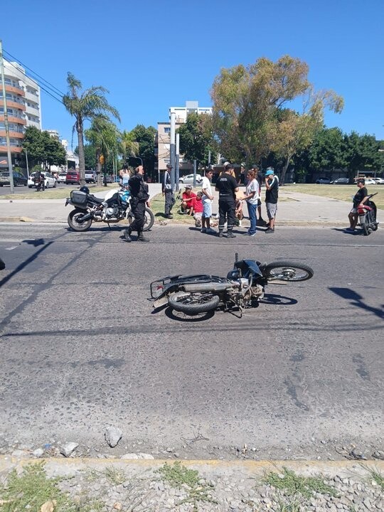 Погоня за грабителями на мотоциклах закончилась столкновением в Ла-Плате