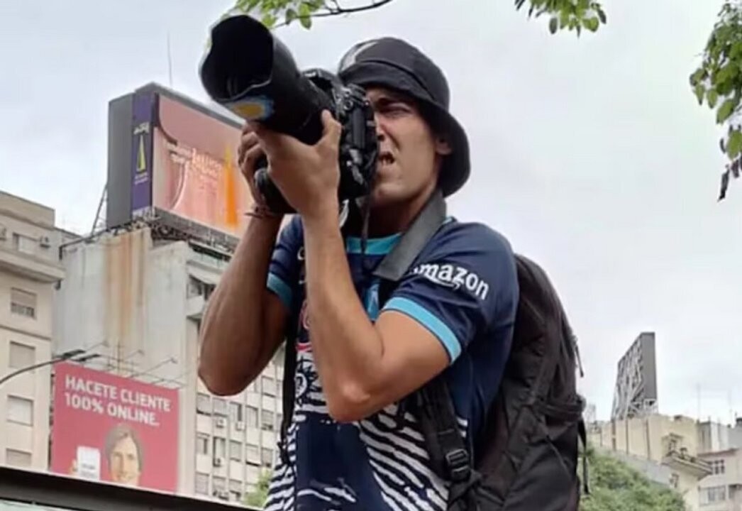 Защита гендарма требует отмены его привлечения к ответственности за выстрел в фотожурналиста