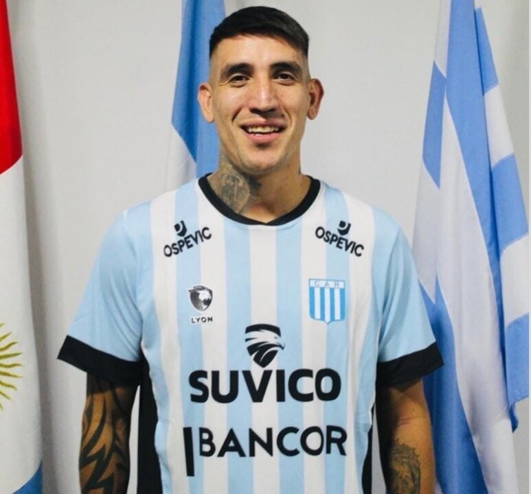 Racing de Córdoba Presents Ricardo Centurión