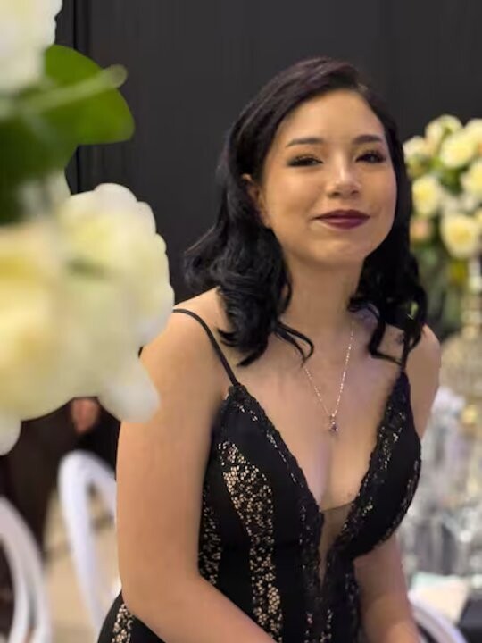 Студентка погибла в результате падения с этажа, ее пар задержан