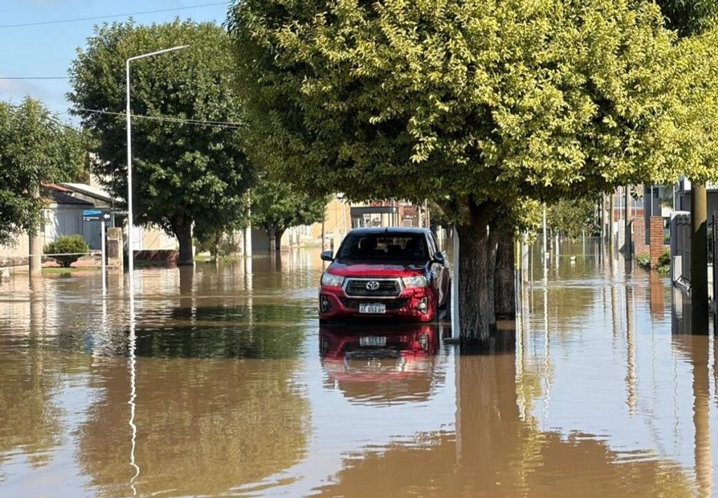 Сильный ливень в Аргентине: Колония Марина в состоянии повышенной готовности