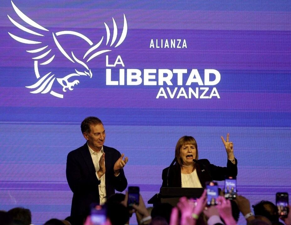 Булльрич побеждает в Буэнос-Айресе, призывает к единству