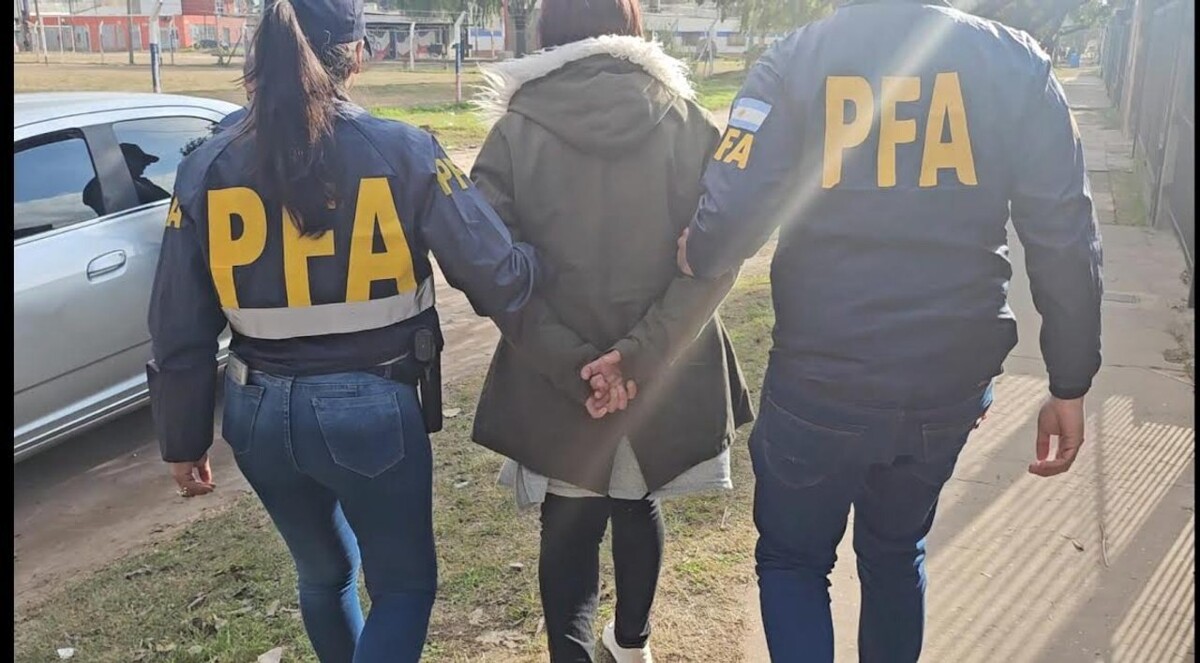 Лидер банды торговли людьми арестован в пригородах Буэнос-Айреса