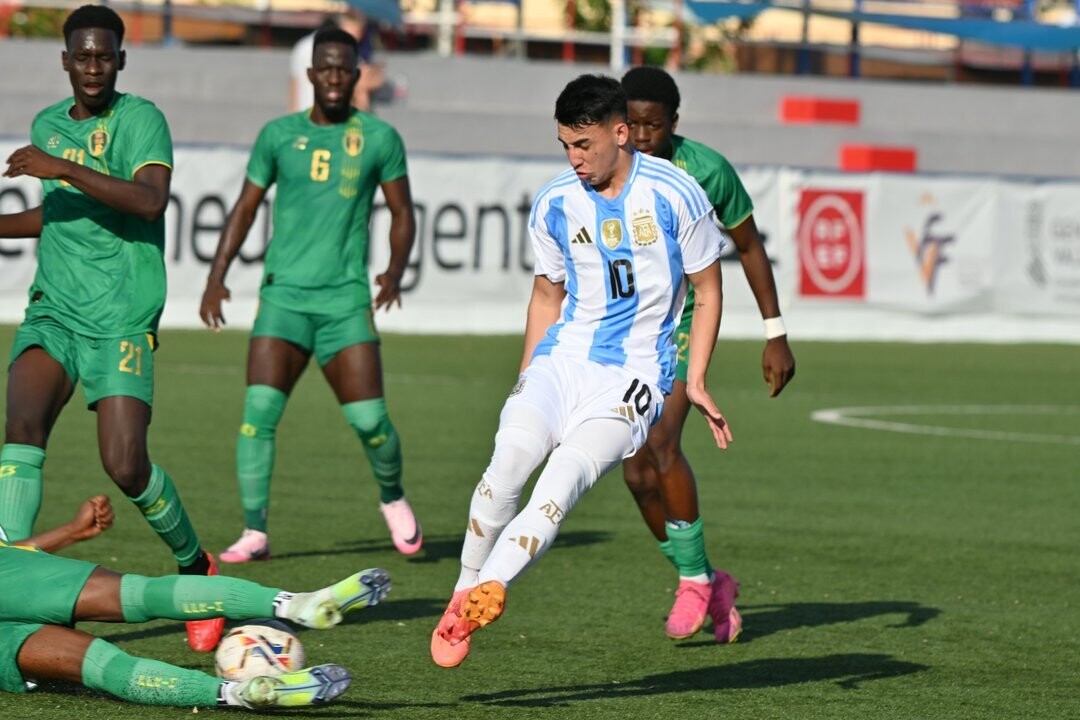 Команда Аргентины U20 приближается к полуфиналам турнира COTIF
