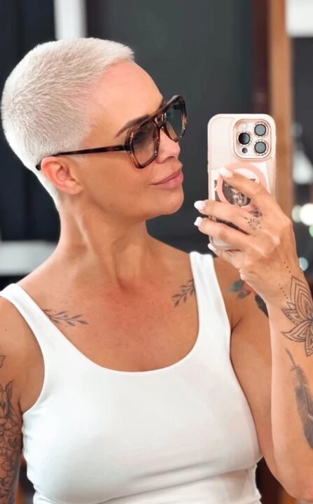 Хосефина Пуoso обвинила Марсело Тинелли в задержках зарплаты и лицемерии