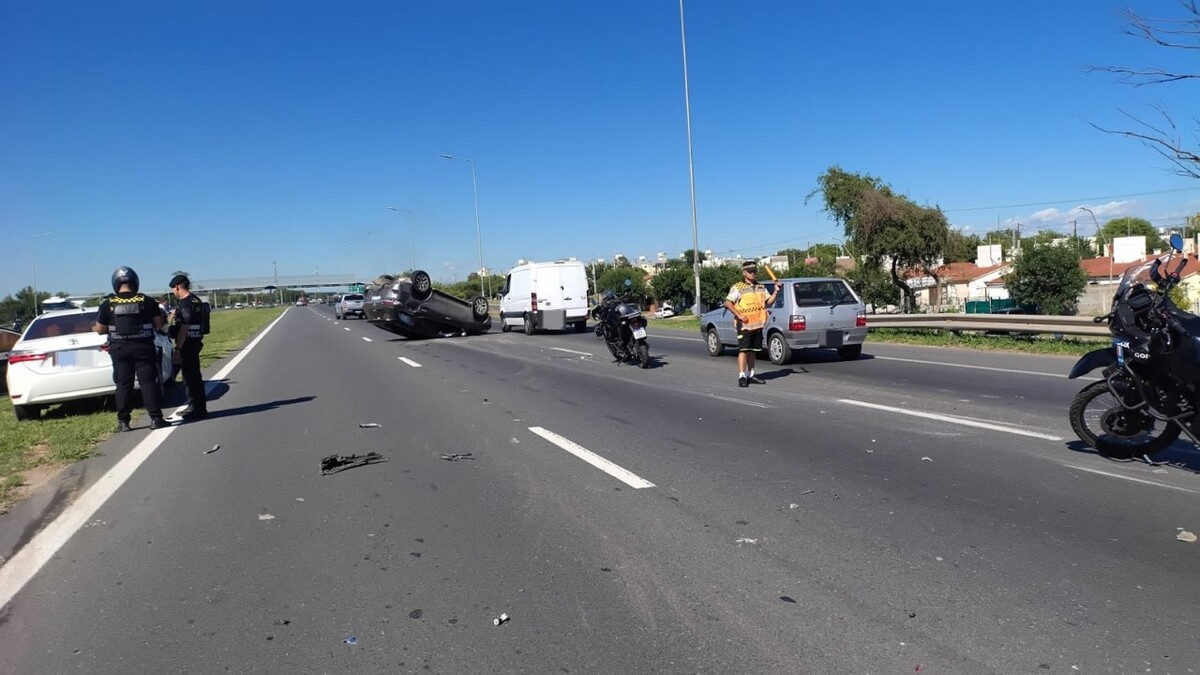 Triple Collision and Rollover in Córdoba