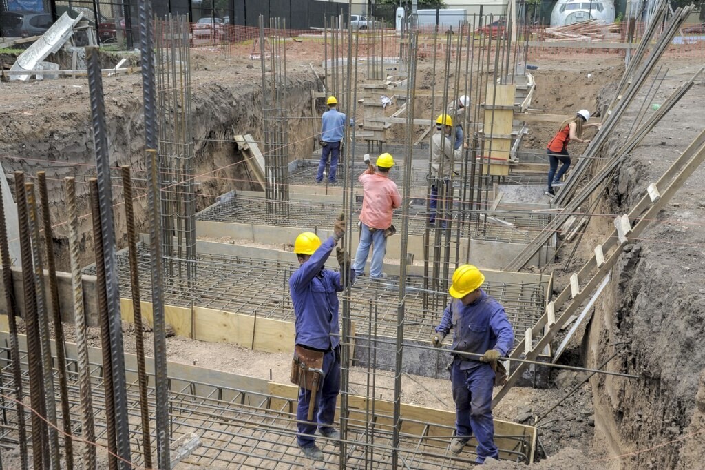 Инвестиции в фиксированный капитал в Аргентине снизились на 22,3% в марте