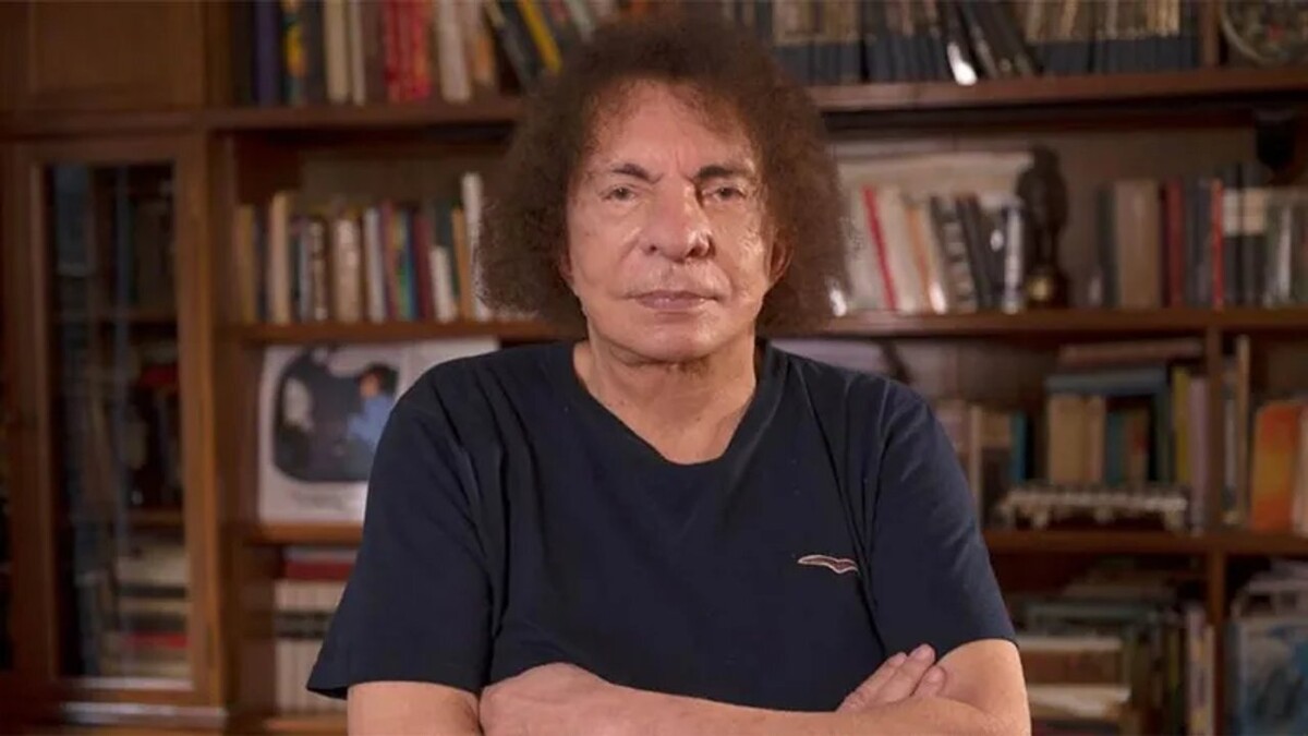 Университет Буэнос-Айреса присвоил почетную степень Алехандро Долине