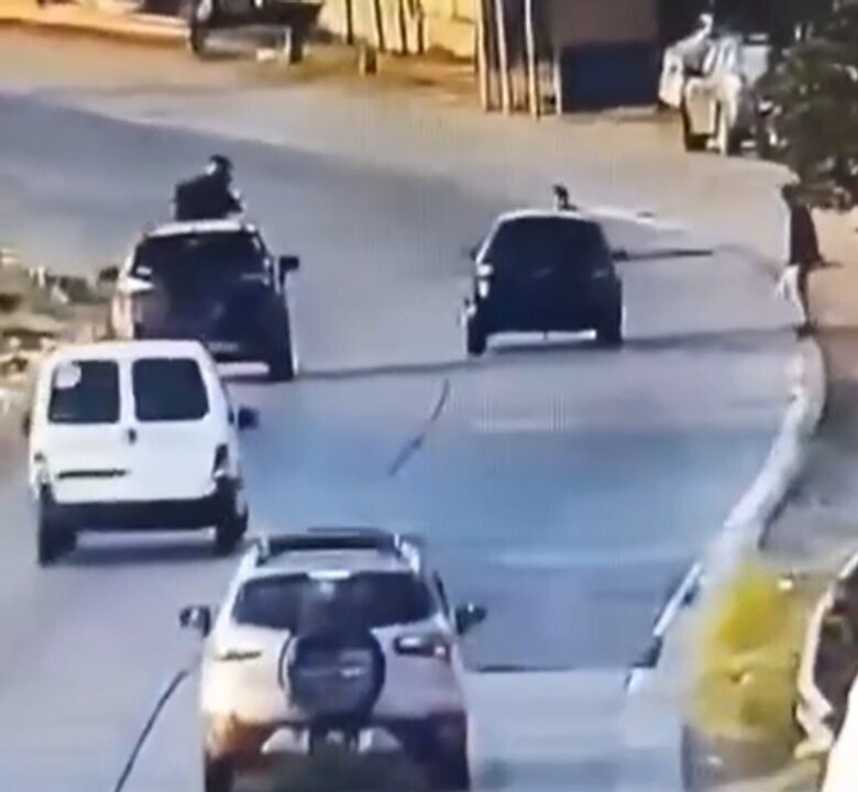 布宜诺斯艾利斯警察确认无意撞倒罪犯