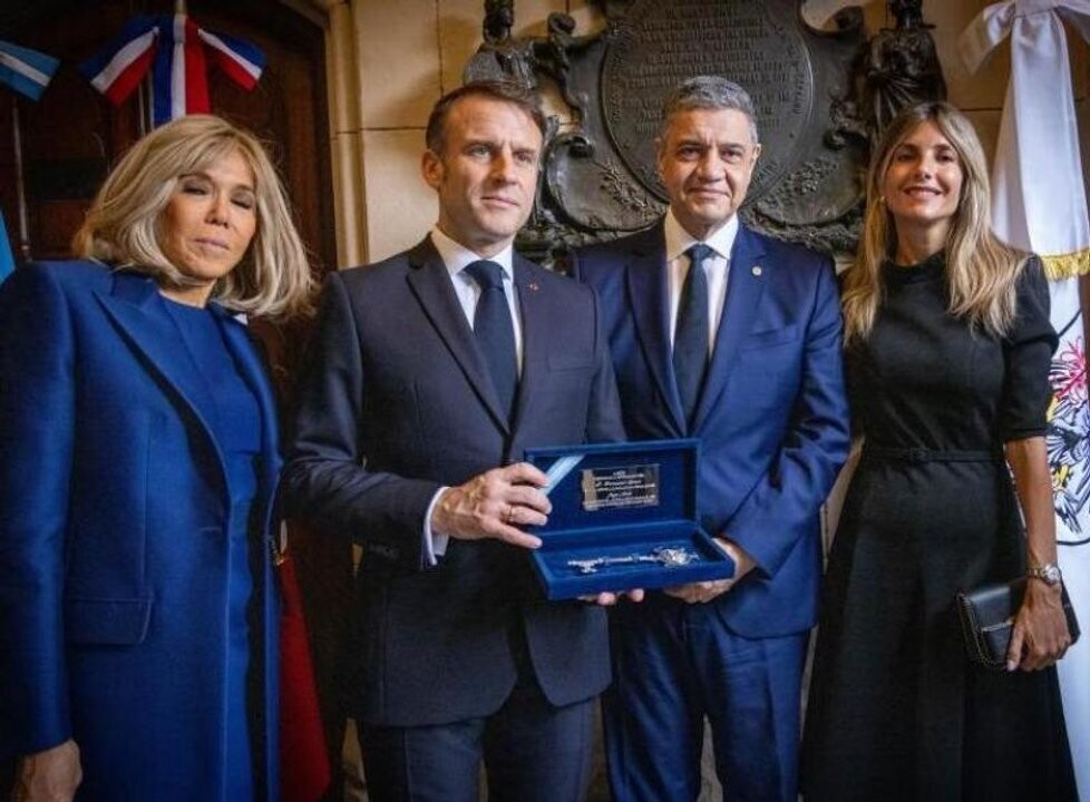 Strengthening Ties: Macri Welcomes Macron | Ours Abroad News