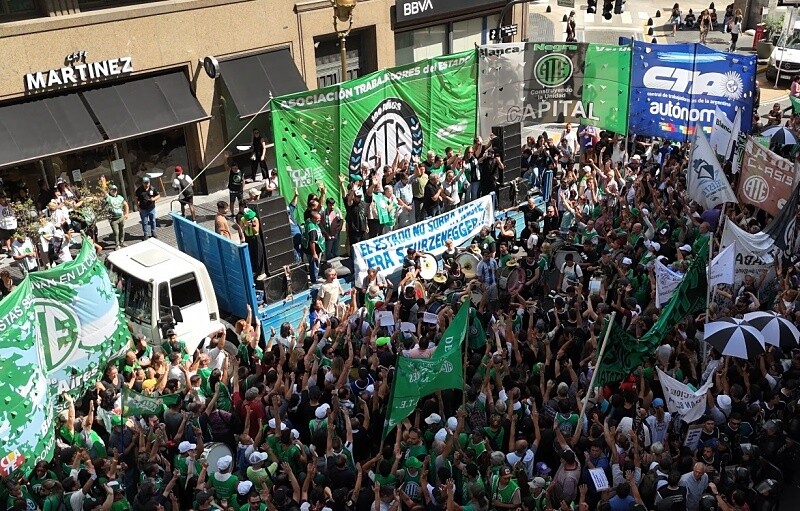 Общенациональная забастовка в Аргентине против трудовой реформы