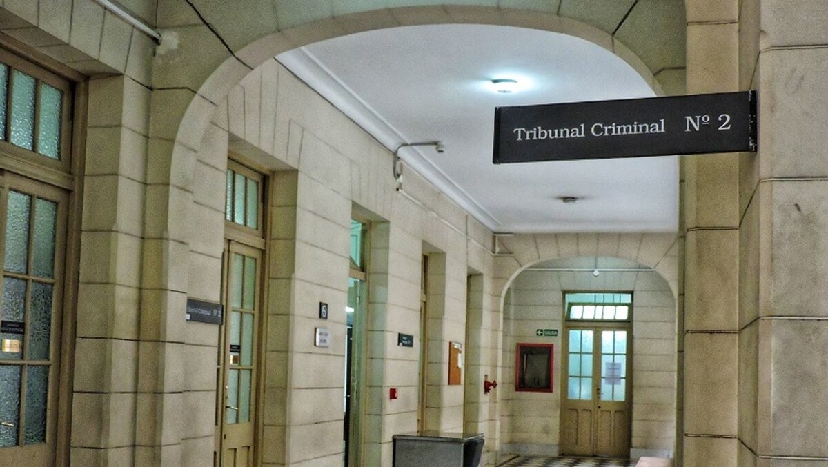 Мужчина в Байя-Бланке предстанет перед судом за предполагаемое насилие над дочерью