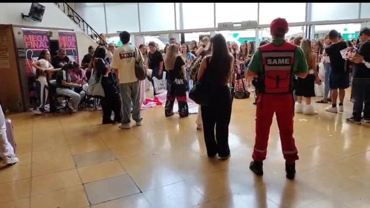 Двое пострадавших во время давки в театре Буэнос-Айреса госпитализированы