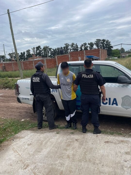 Escobar Police Seize 154 Cocaine Wraps