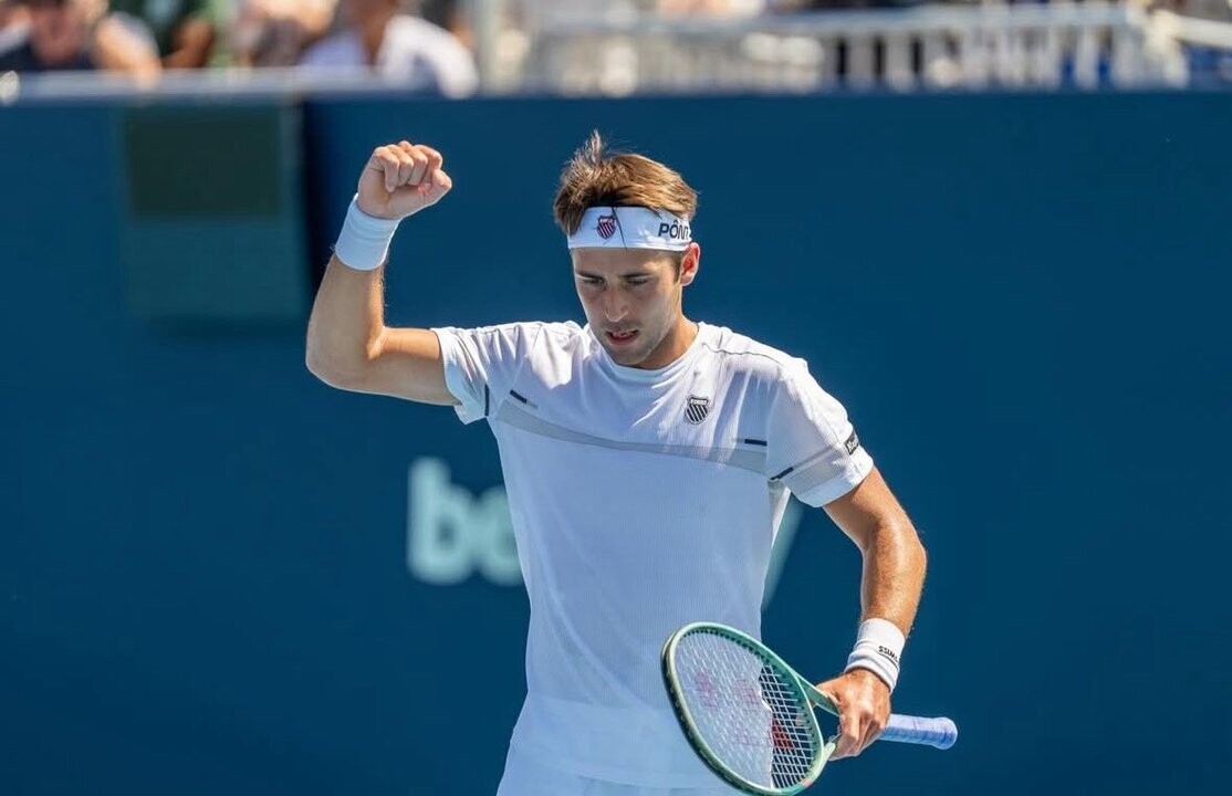 Argentinian tennis player Tomás Etcheverry advances to Miami Open quarterfinals