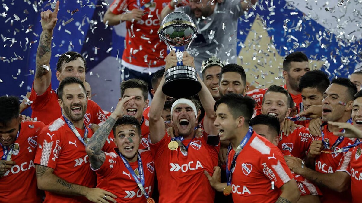 «Индепендьенте» нацелен на возвращение звезд для реконструкции состава