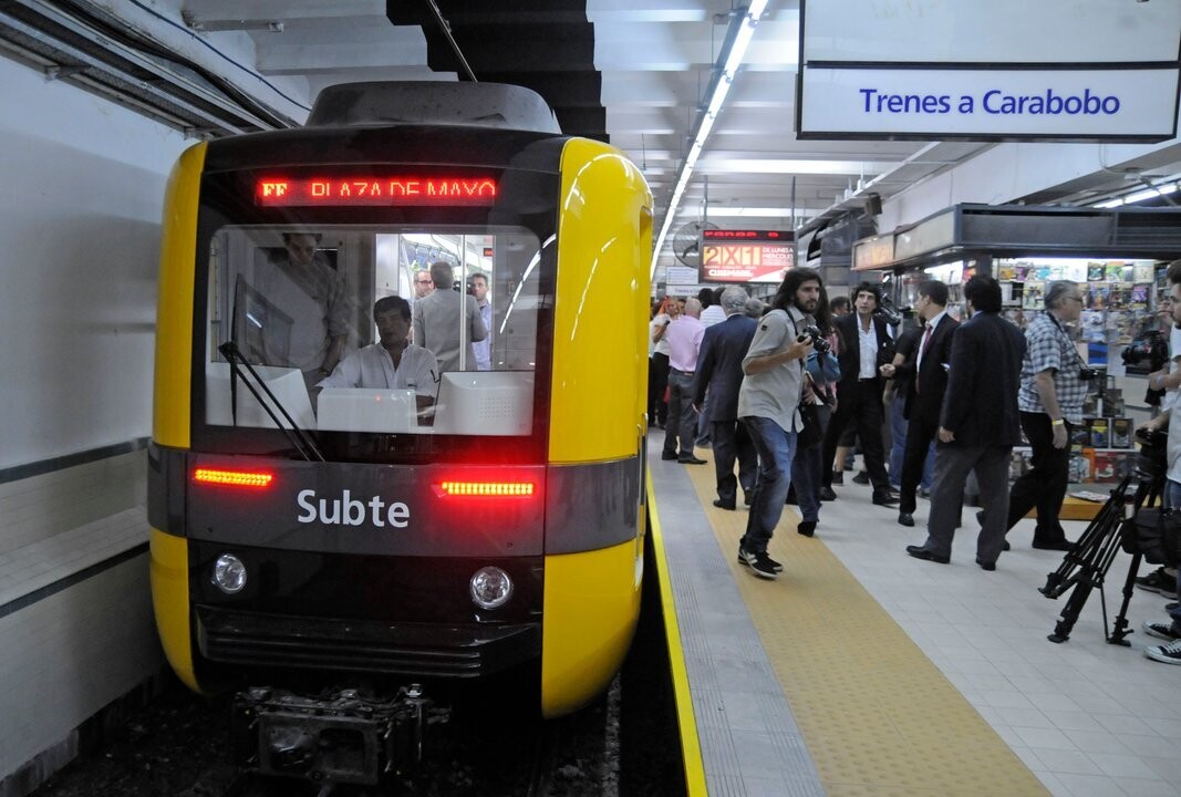 Strike on the Buenos Aires Subway Due to Asbestos Exposure