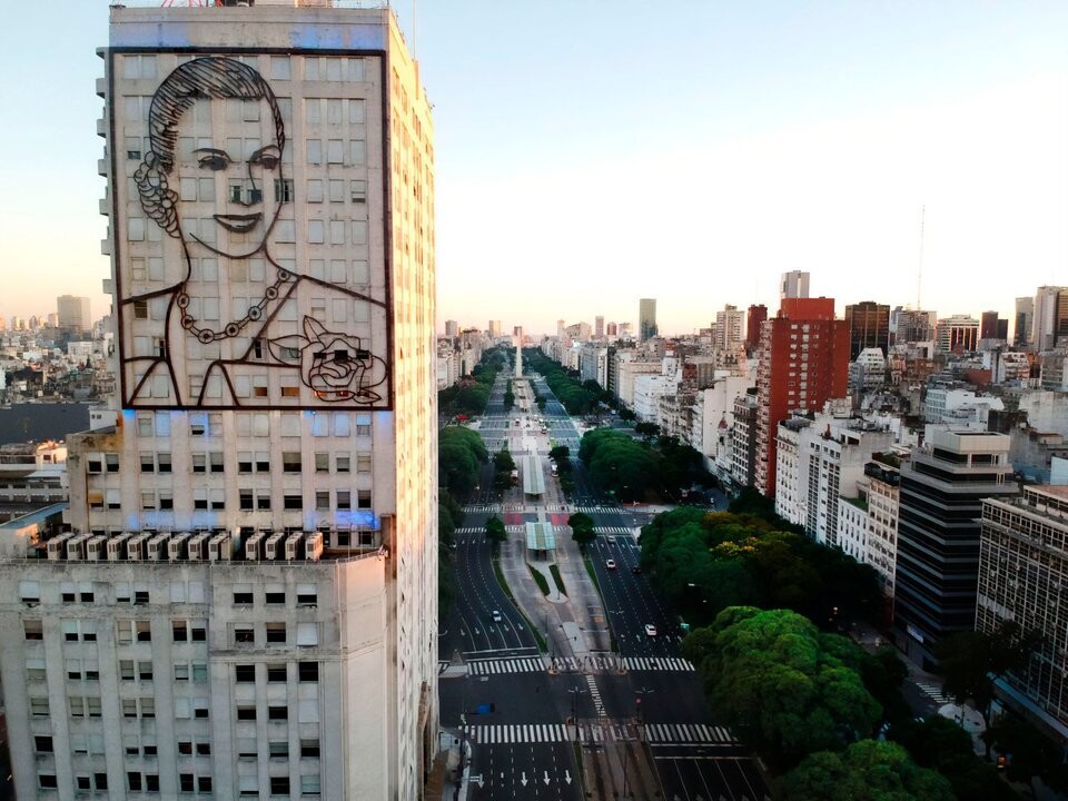 Demolition of the Former Ministry in Buenos Aires