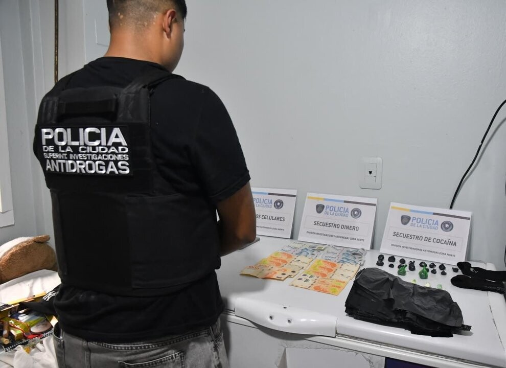 布宜诺斯艾利斯突袭行动中五人因毒品被捕