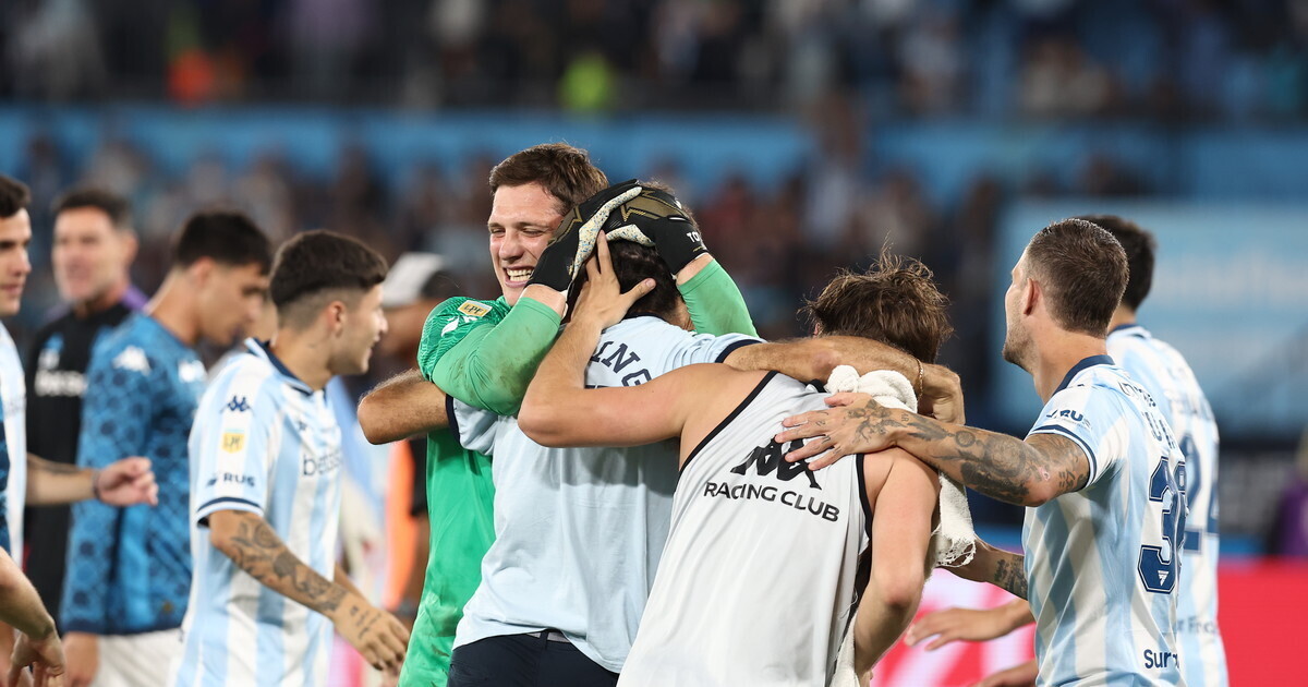 Academia sets unbeaten record under Costas