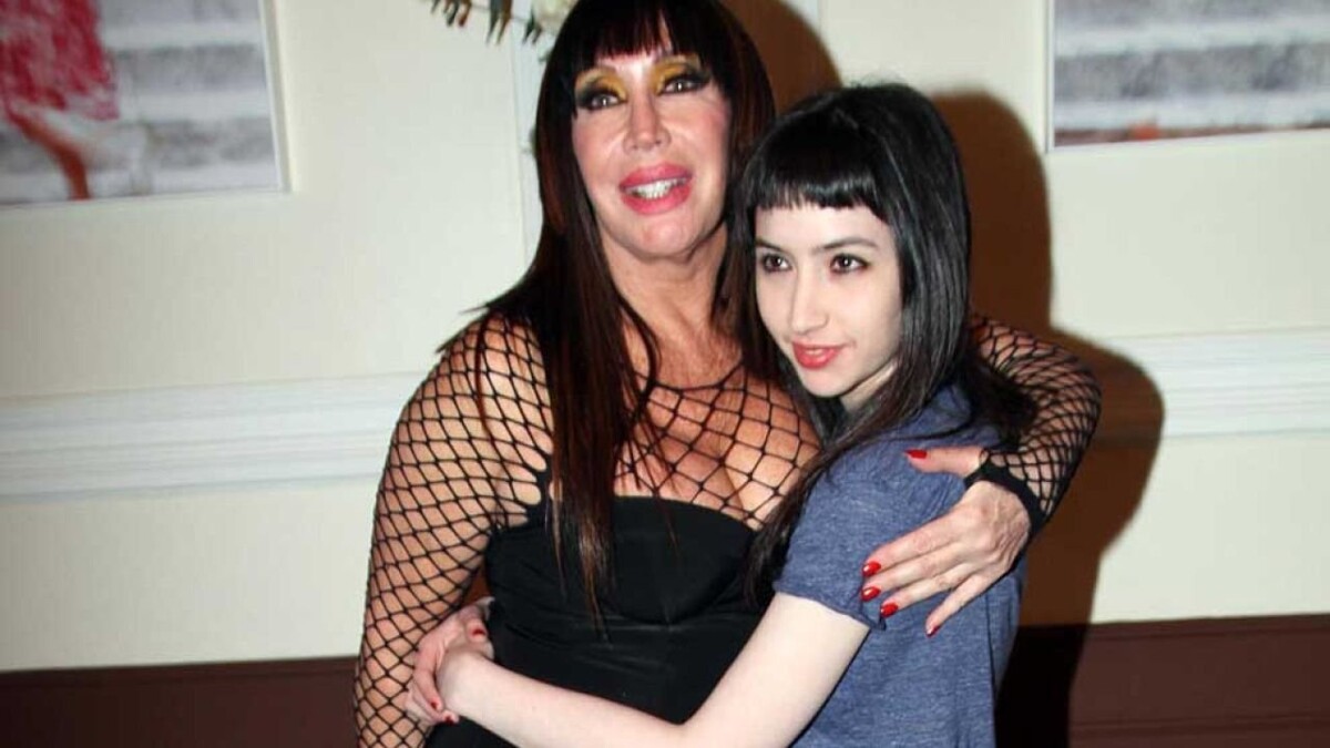 Netflix снимает биографический сериал о Мории Касан