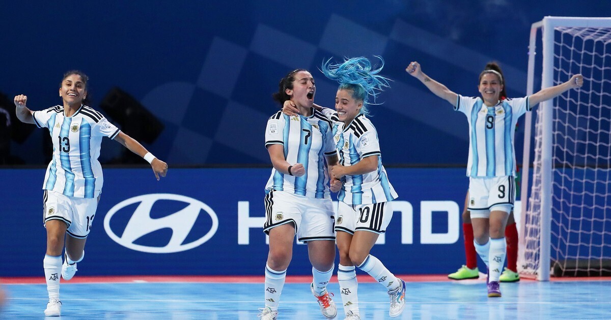 Аргентина разгромила Марокко и стала первой страной с тремя очками на ЧМ