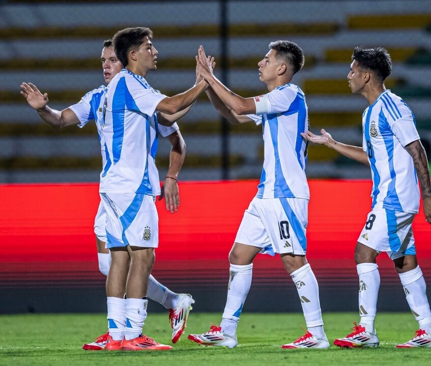 Argentina U20 Faces Chile in Sudamericano