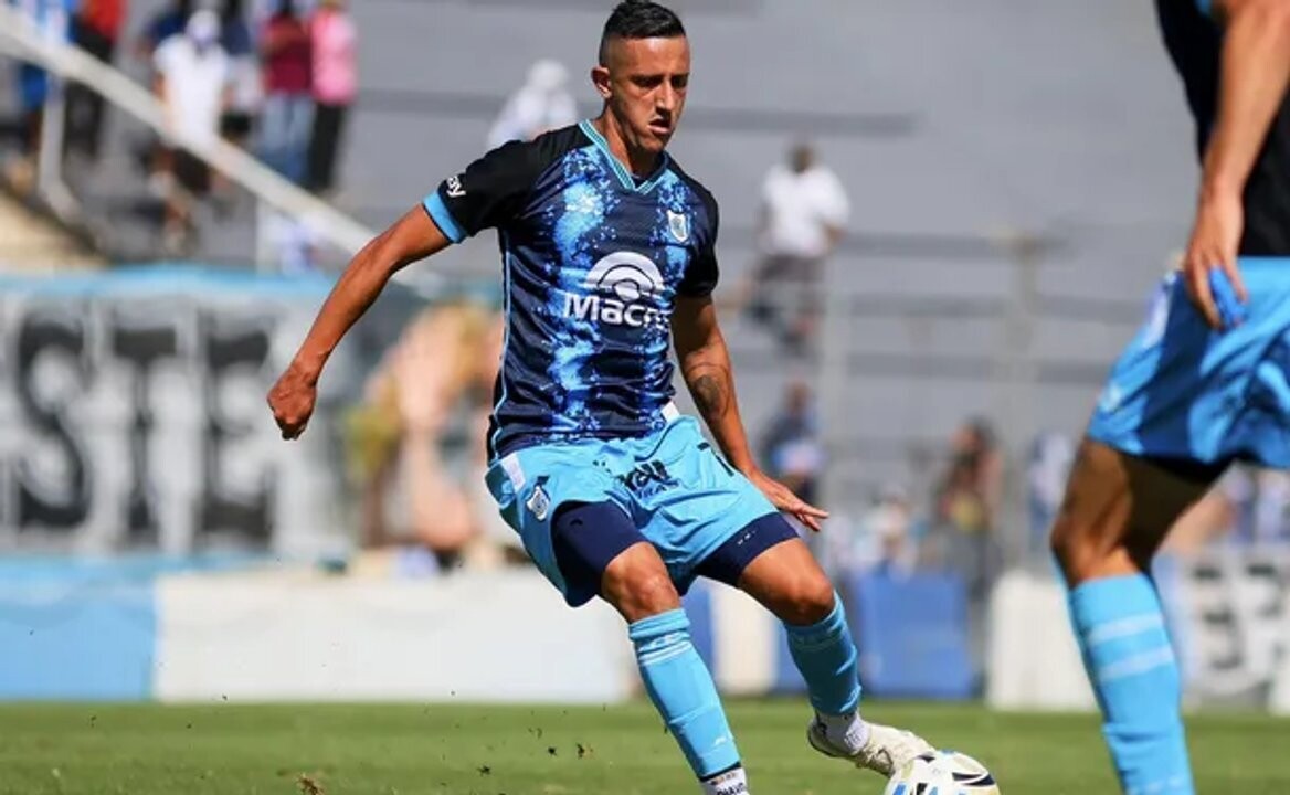 Футболист Gimnasia de Jujuy задержан за шутку о бомбе в самолете